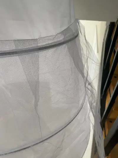 Falso de vestido de novia estilo princesa - miniatura 2