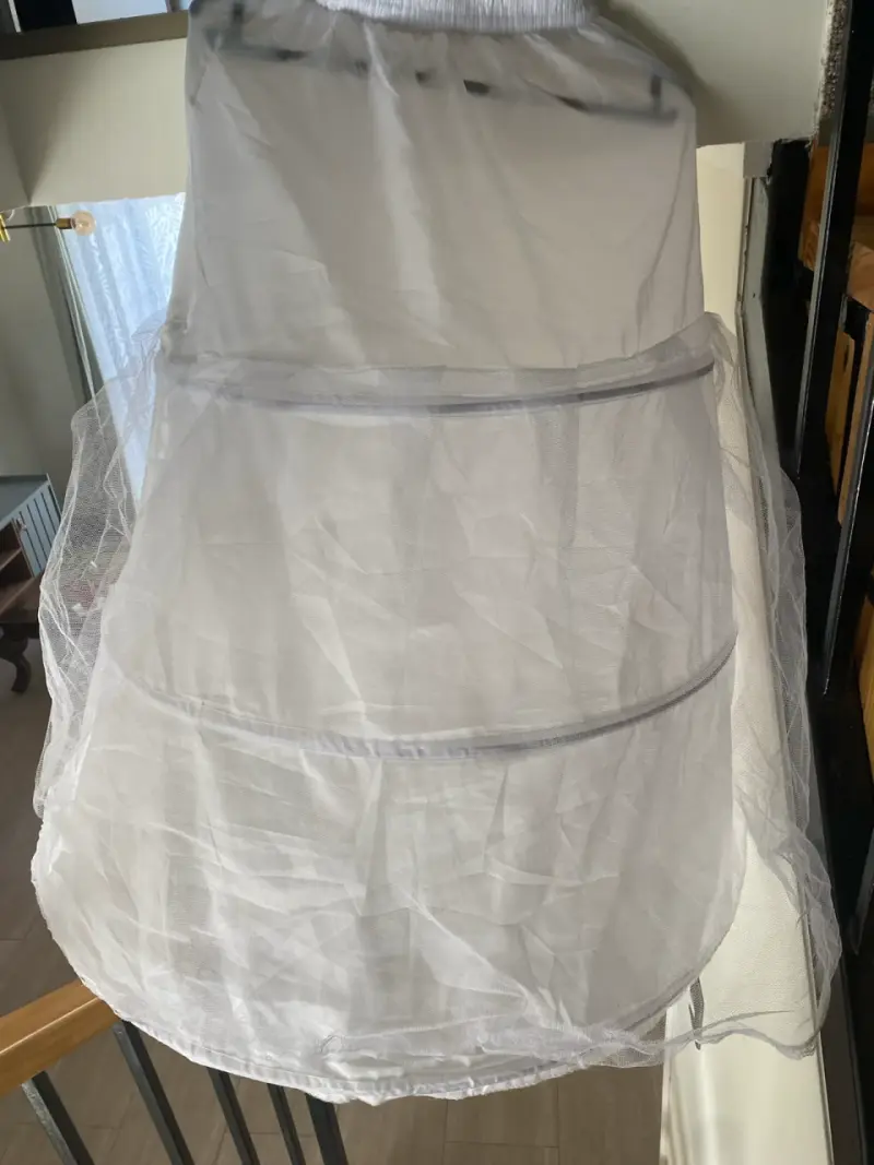 Falso de vestido de novia estilo princesa - 4