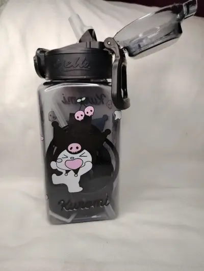 Botella  con diferentes personaje. - miniatura 2