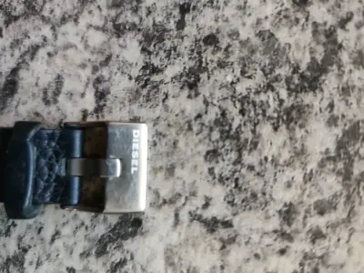 Reloj Diesel de cuero negro - miniatura 1