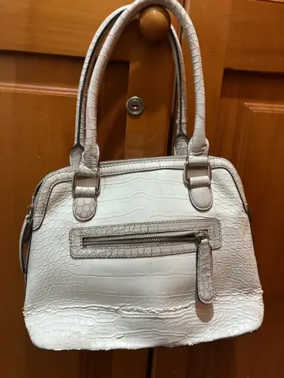 Cartera Guess, original, blanco estilo cocodrilo - miniatura 3