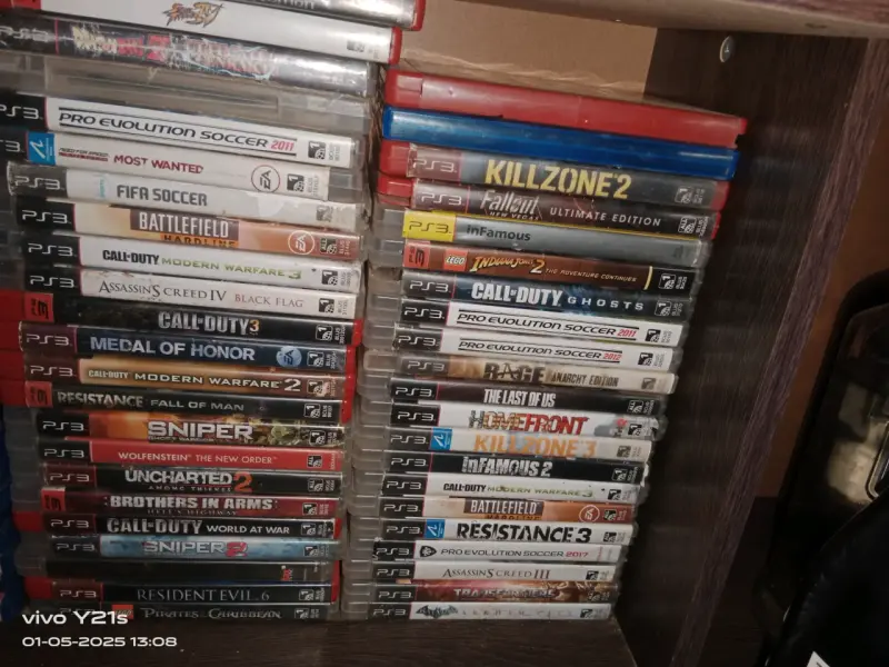 Colección de videojuegos PS4 y PS3 - 2
