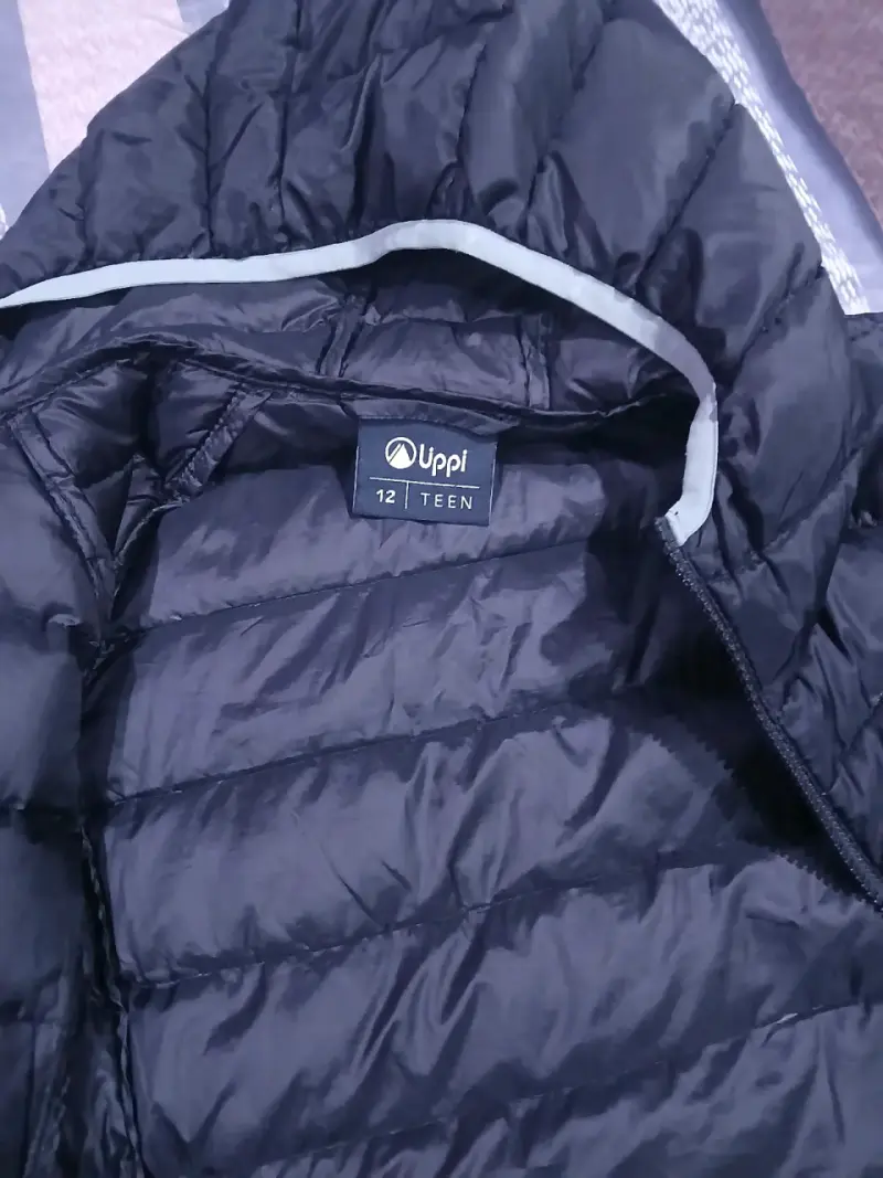 Parka negra con capucha Lippi - 2