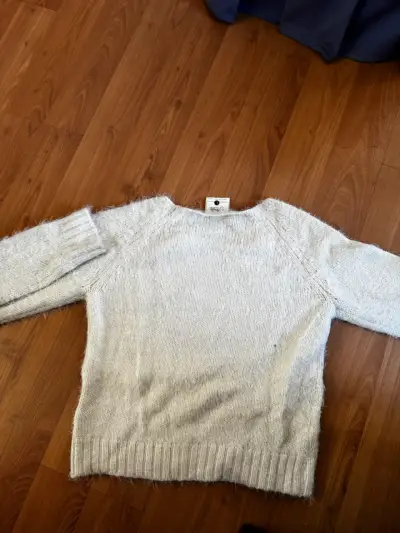 Suéter beige claro de lana - miniatura 1