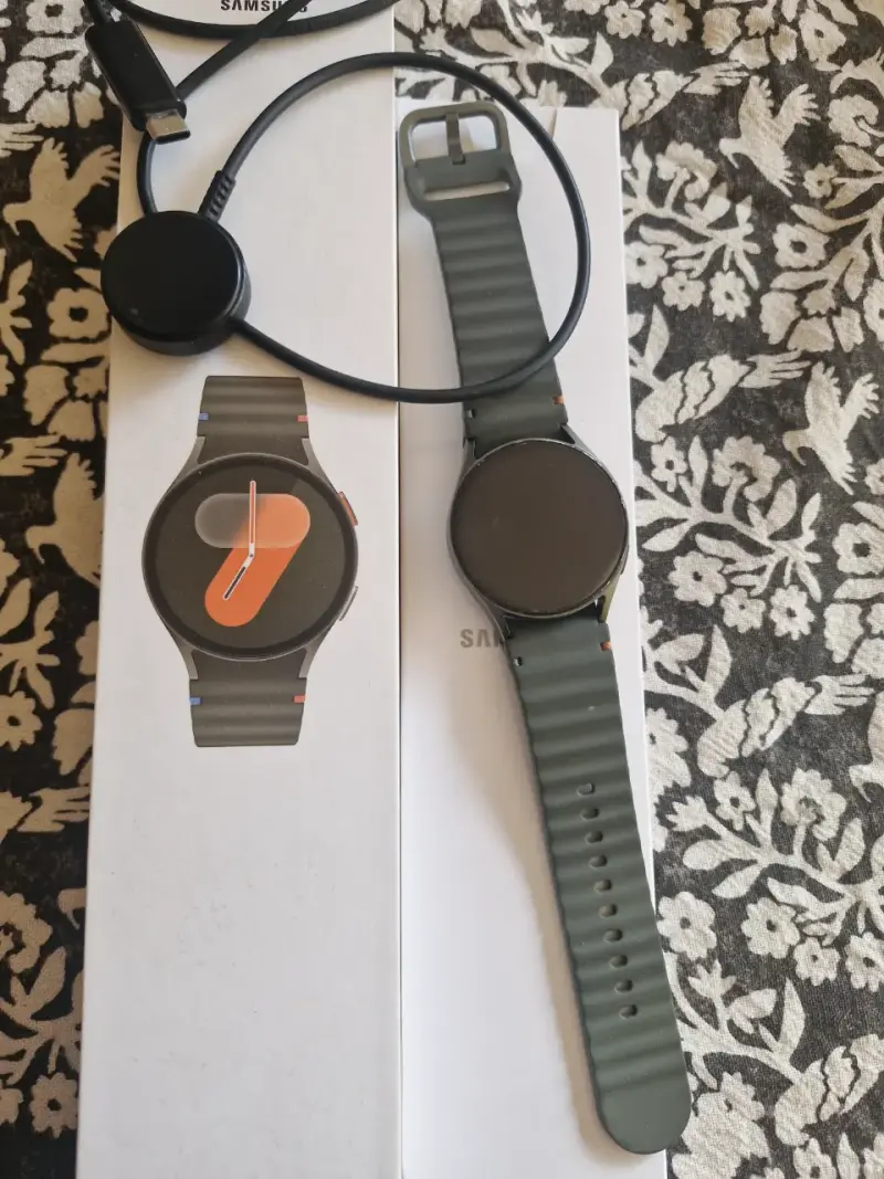 Reloj inteligente Samsung  Galaxy Watch 7 - 1