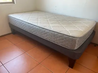 Cama una plaza y media - miniatura 1