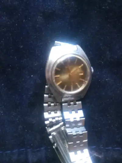 Reloj pulsera metalico citizen - miniatura 2