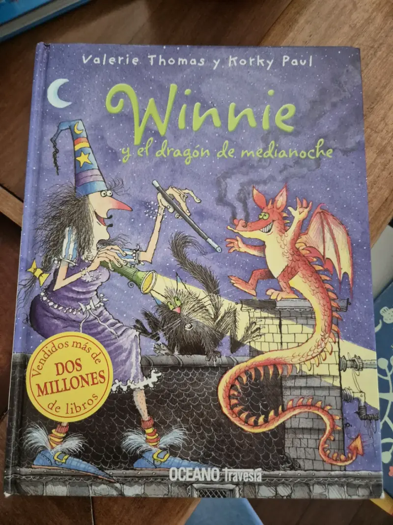 Libro Winnie y el dragón de medianoche