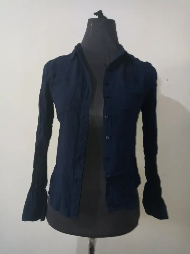 Camisa negra de mujer