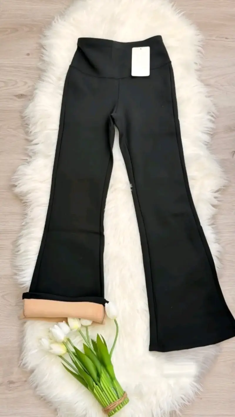 Pantalones deportivos negros - 3