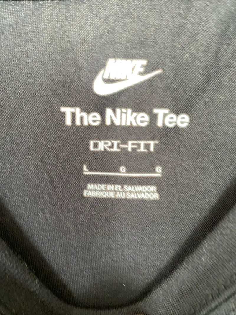 Polera negra Nike Florida Strong - 2