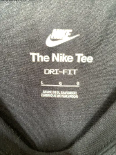 Polera negra Nike Florida Strong - miniatura 2