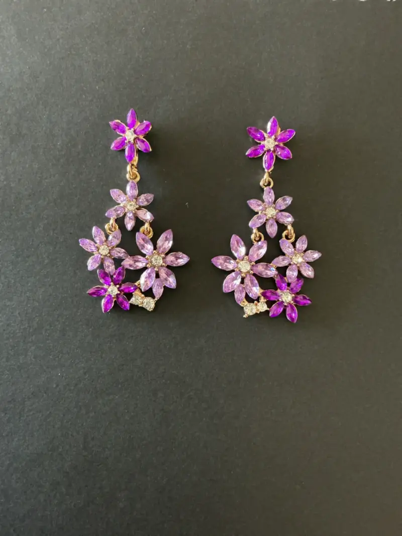 Aros colgantes florales púrpura - 1