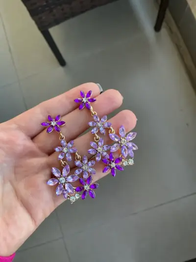 Aros colgantes florales púrpura - miniatura 3