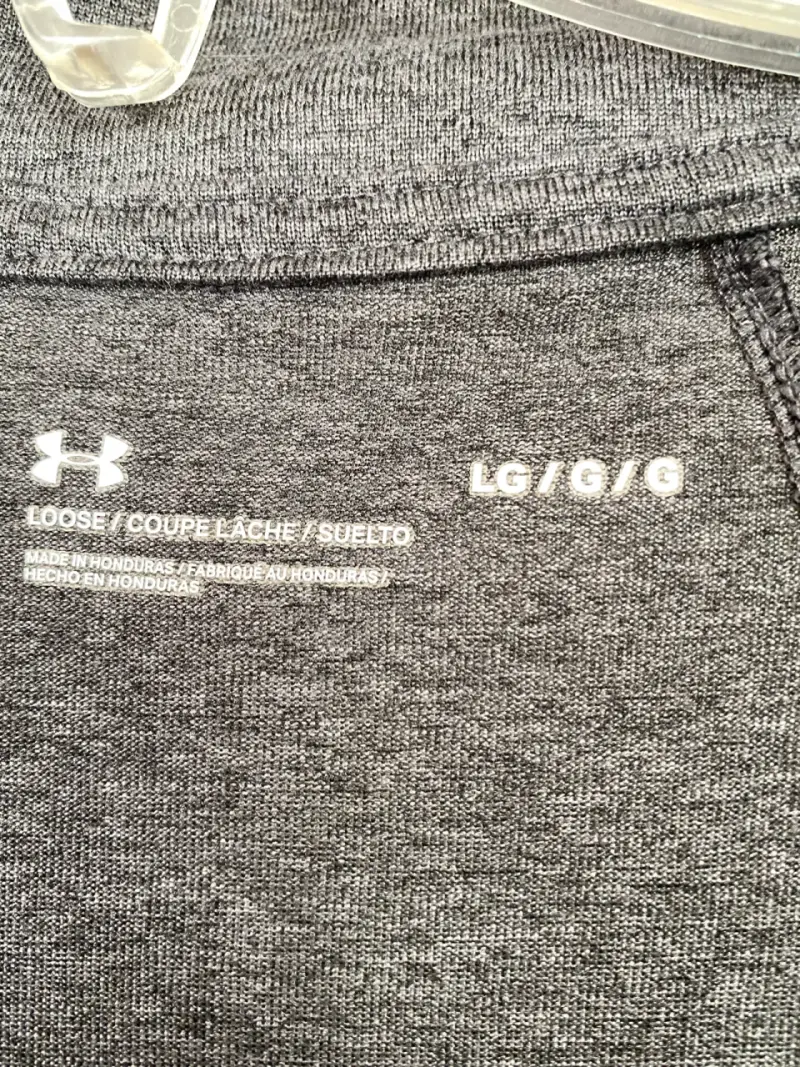 Polera gris Under Armour - 2