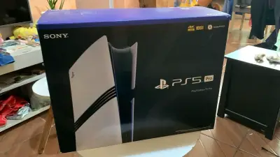 Consola PS5 Pro nueva - miniatura 1