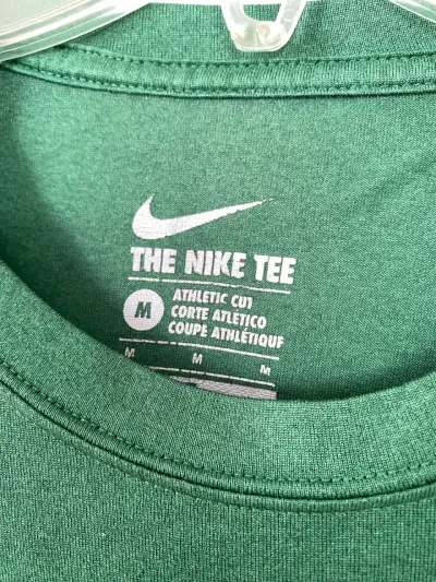 Polera manga larga verde Nike - miniatura 3