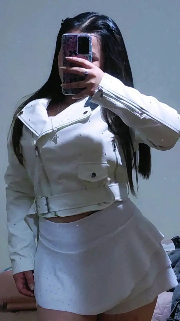 Chaqueta blanca de cuero sintético - 2