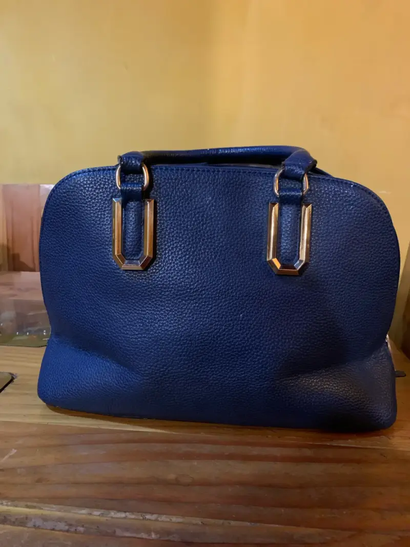 Cartera azul elegante - 3