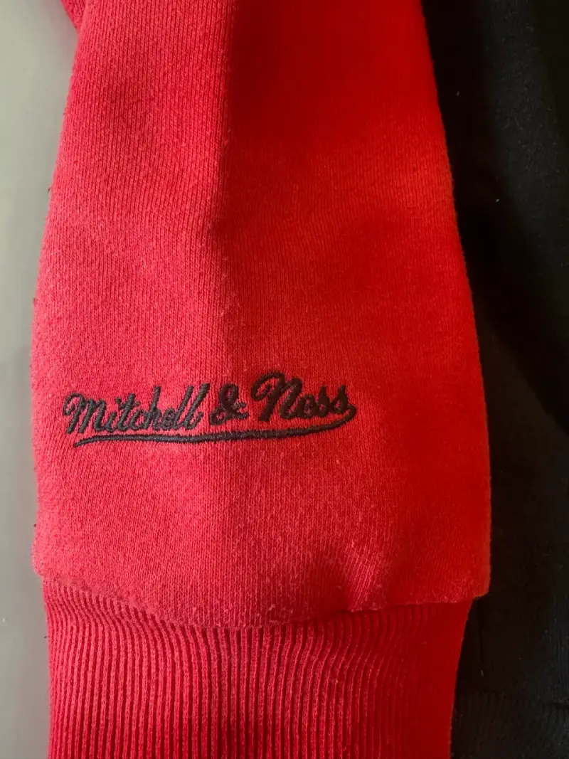 Polerón Mitchell & Ness - 5