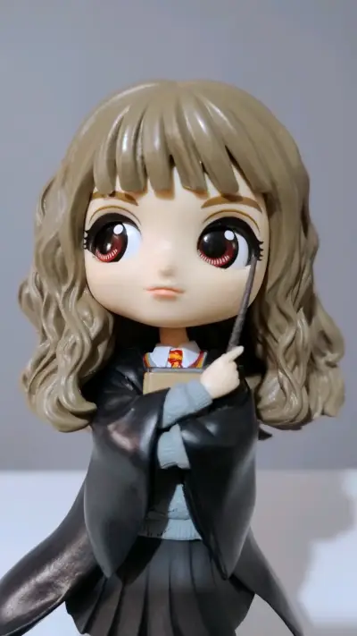 Figura original Q Posket de Hermione Granger - miniatura 6