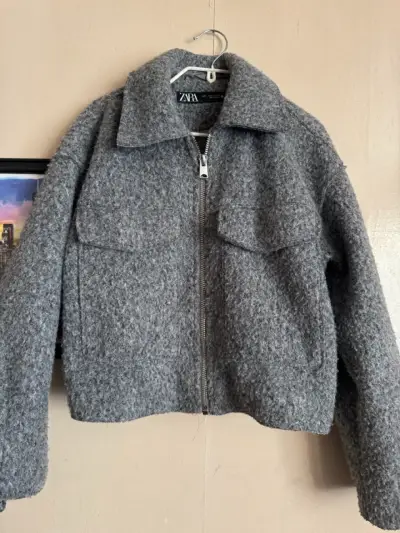 Chaqueta gris con cremallera Zara - miniatura 1