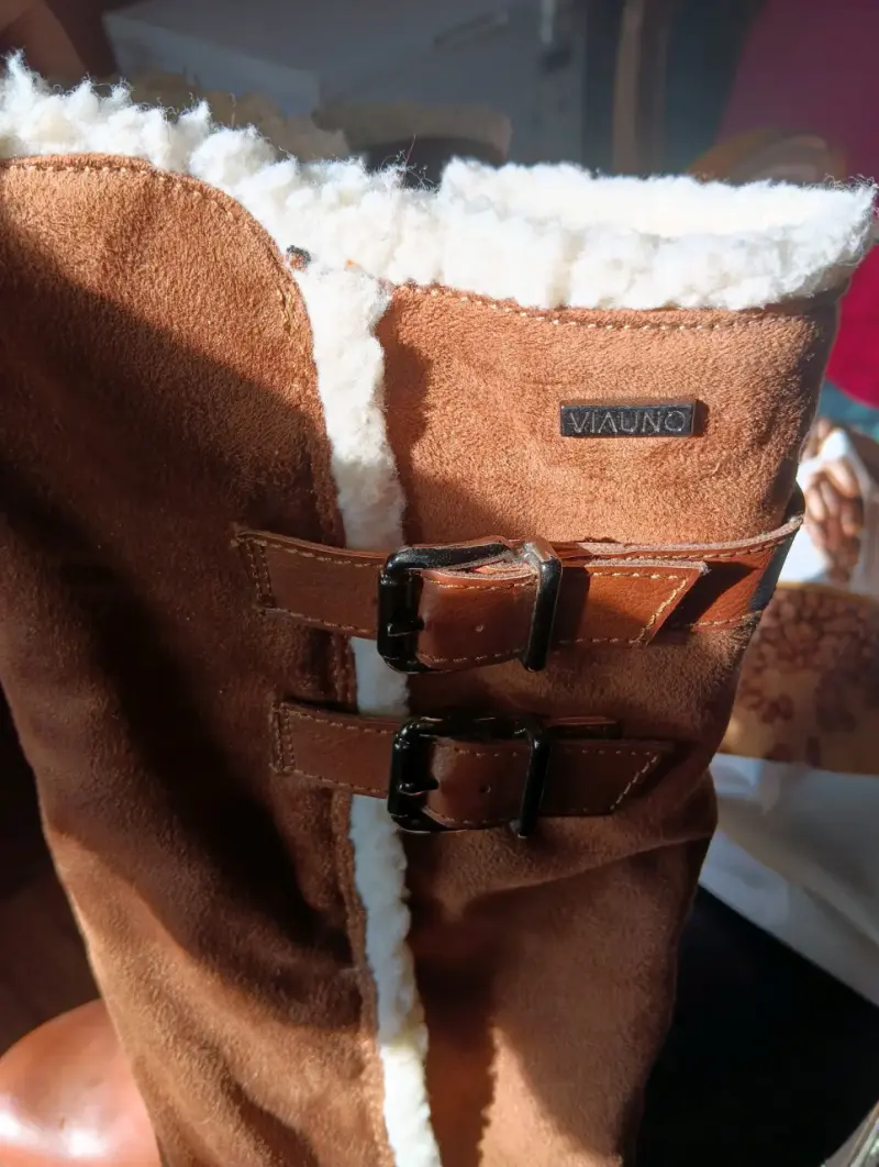 Botas alta café con hebillas - 4