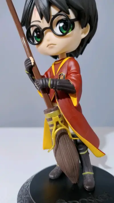 Figura original Q Posket Harry Potter Quidditch - miniatura 6