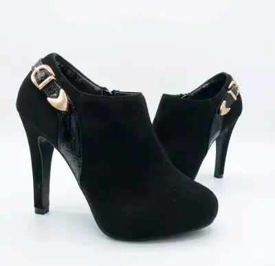 Botines negros de tacón alto - miniatura 1