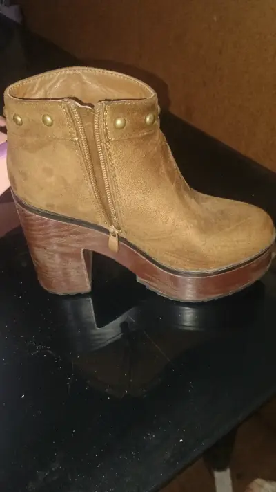Botines de gamuza con taco - miniatura 2