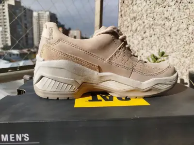 Zapatillas beige CAT para mujer - miniatura 3