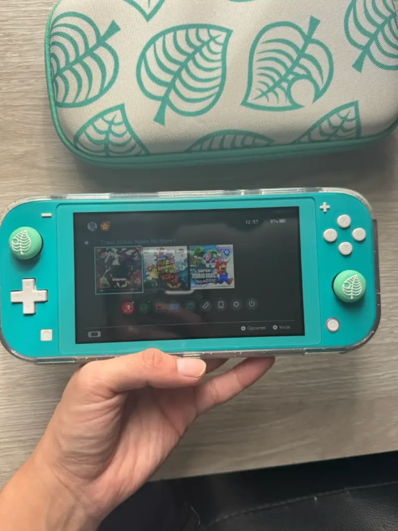 Nintendo Switch Lite turquesa + juegos - 2