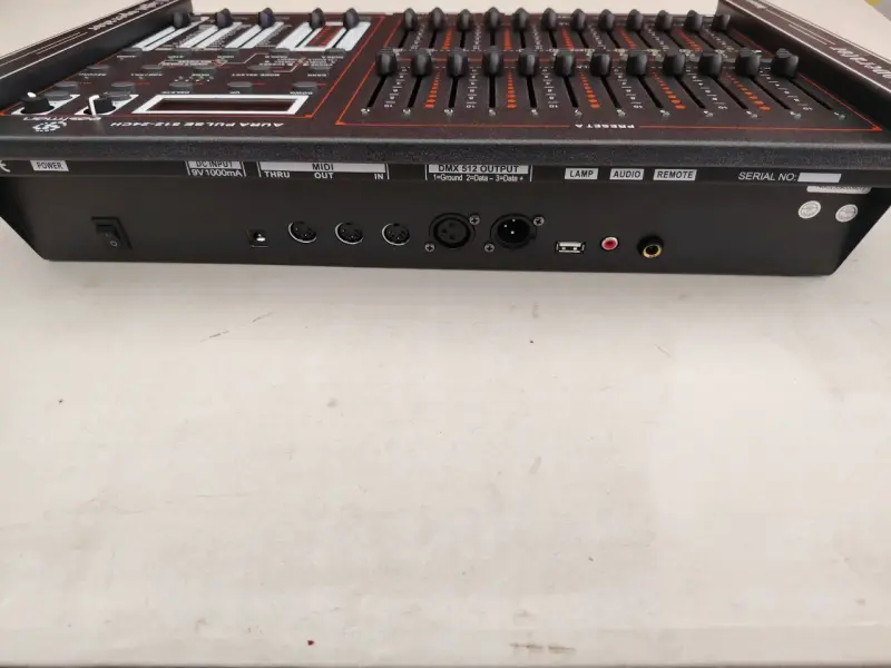Consola DMX Aura Pulse 512-24CH - 2