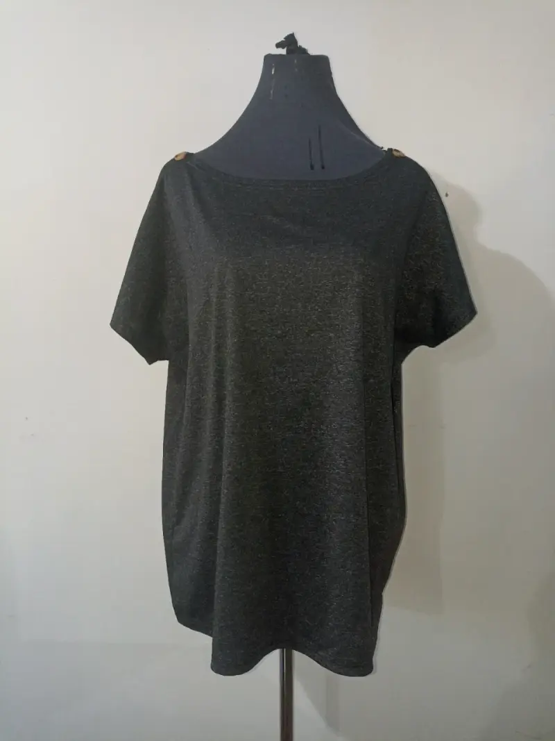 Polera gris casual mujer
