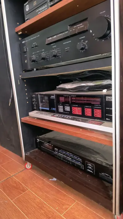 Sistema de audio vintage completo - miniatura 3