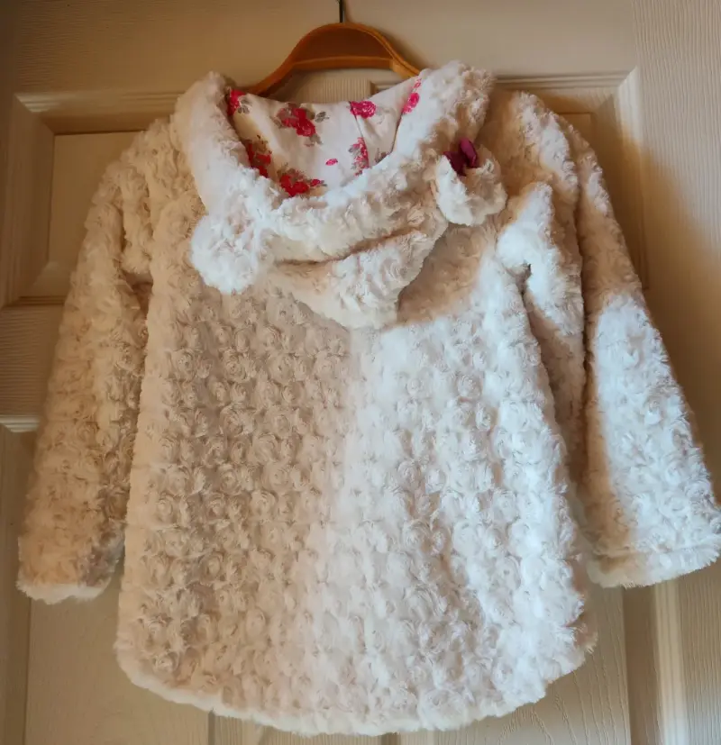 Abrigo infantil color blanco invierno - 3