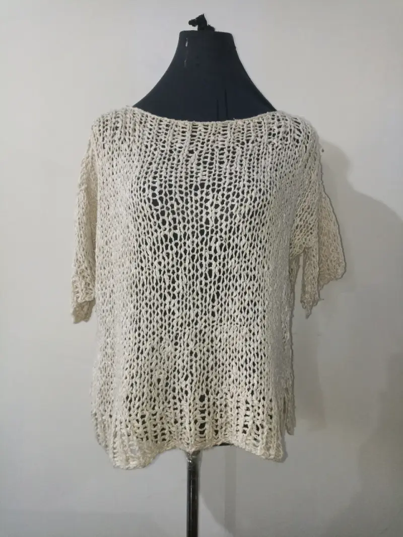 Suéter tejido beige