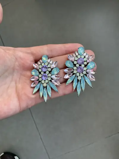 Aros con piedras multicolor - miniatura 3