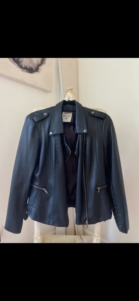 Chaqueta de cuero negra talla m University club