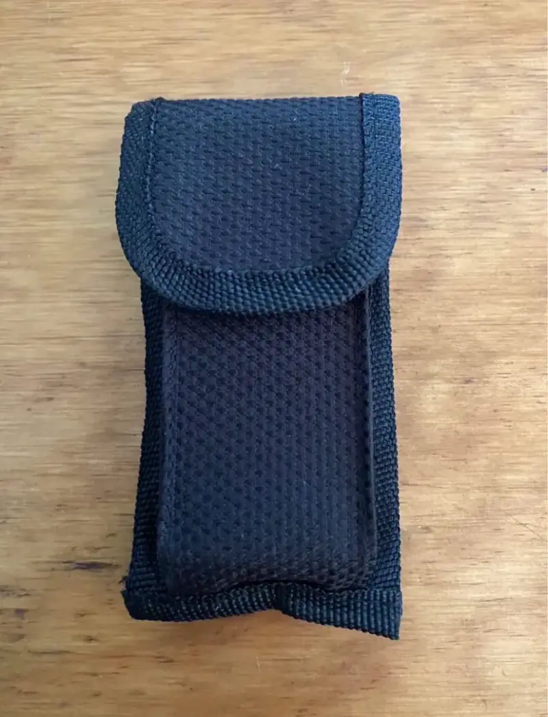 Herramienta multiusos plegable - 5