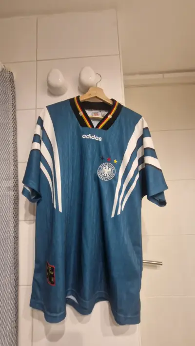 Camiseta fútbol Adidas Alemania - miniatura 1