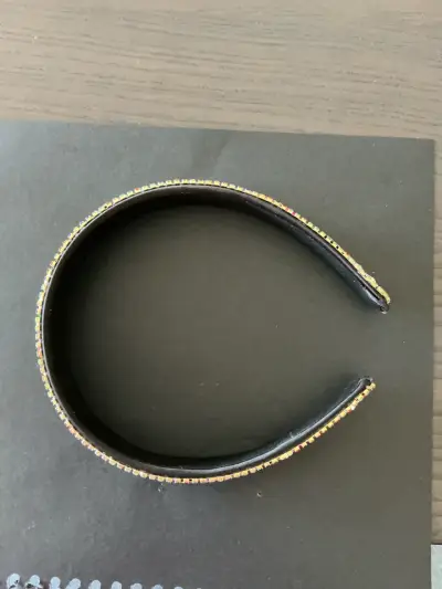 Brazalete con piedras de colores - miniatura 2