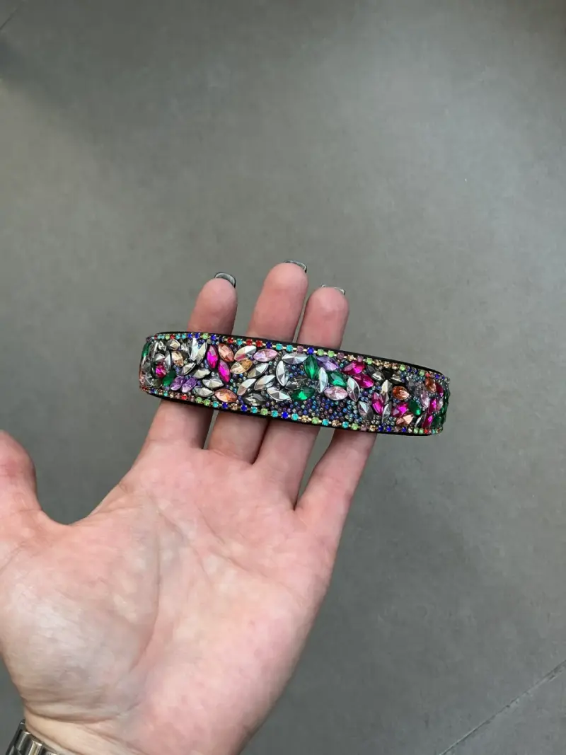 Brazalete con piedras de colores - 4