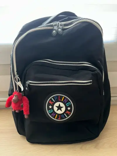 Mochila Kipling  Original negra con llavero - miniatura 1