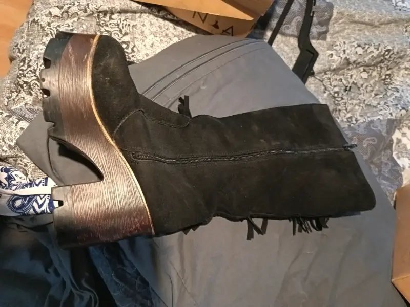 Botas negras con flecos - 2