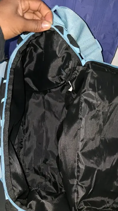 Bolso maternidad negro y celeste - miniatura 3