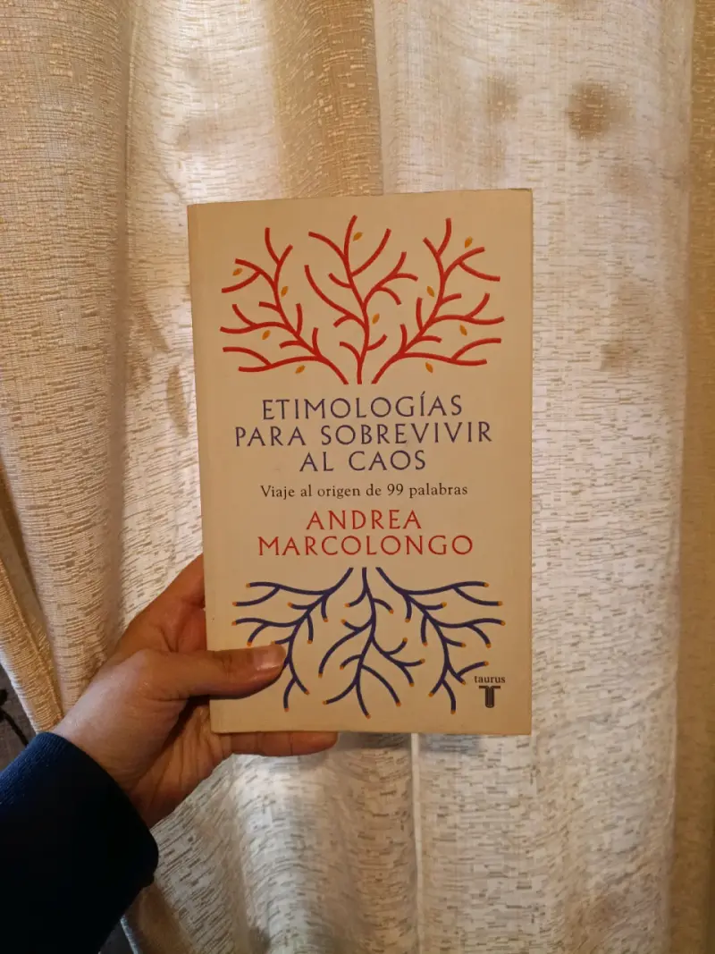 Libro 'Etimologías para sobrevivir al caos'