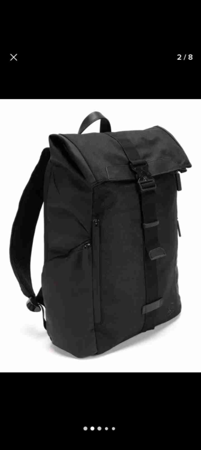 Mochila negra unisex marca Guante. - miniatura 1