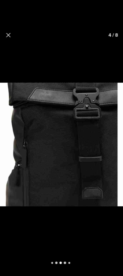 Mochila negra unisex marca Guante. - miniatura 3