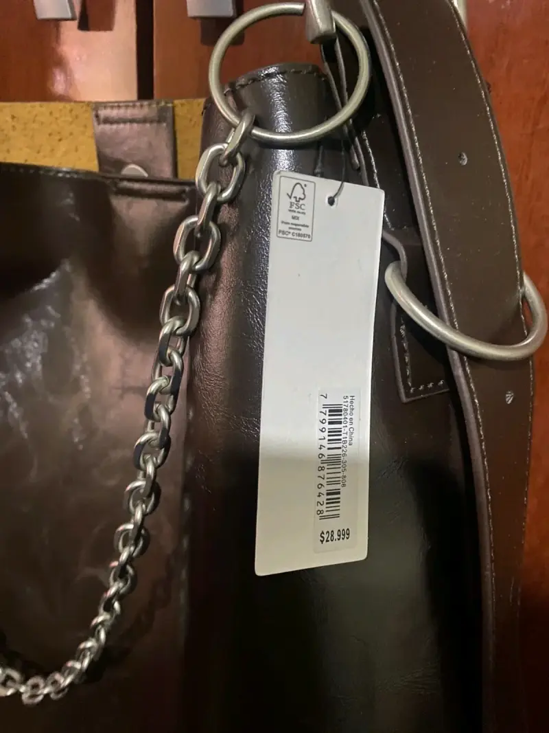 Cartera marca Isadora marrón con cadena Nueva - 4